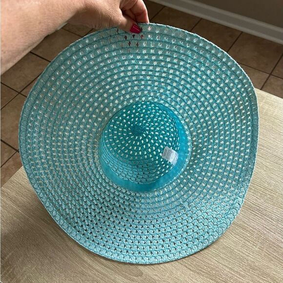 NWOT … Feeling BLUETIFUL Sun Hat - Picture 2 of 3